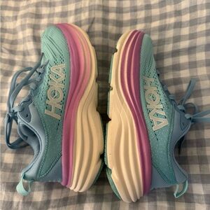 Hoka Bondi 8 Sneakers